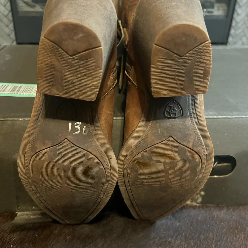 Ariat Brown Heeled Boots with Classic Western Style - Picture 8 of 17